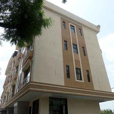 Sai Heera Residency Hotel Shirdi Bagian luar foto