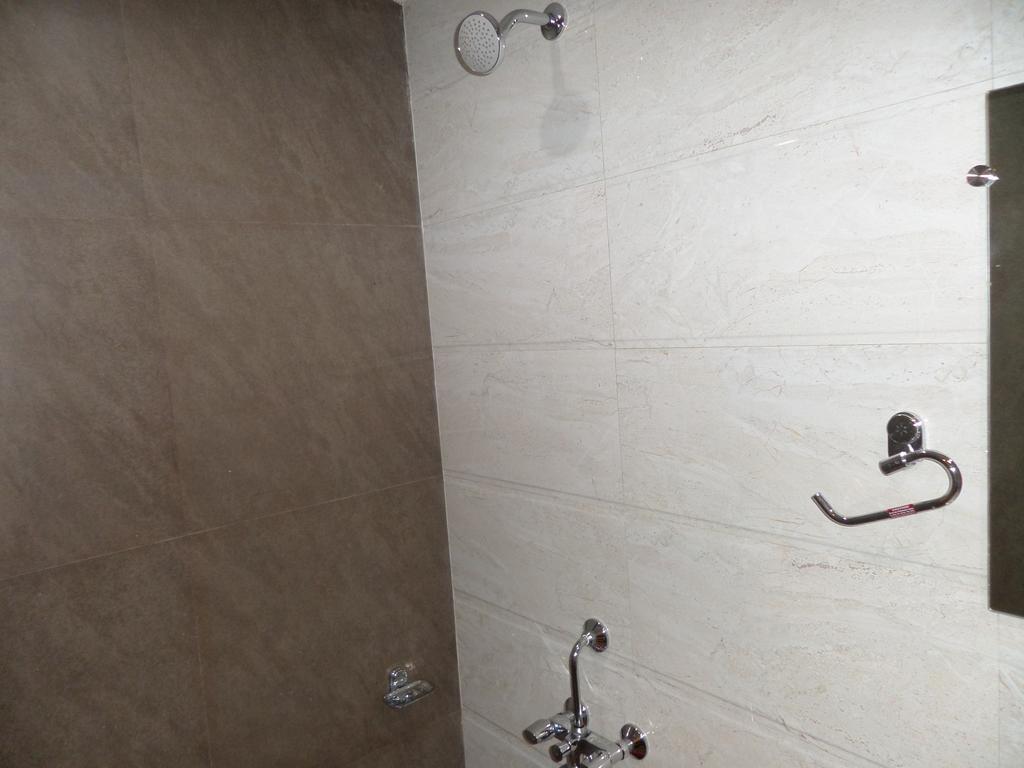 Sai Heera Residency Hotel Shirdi Ruang foto