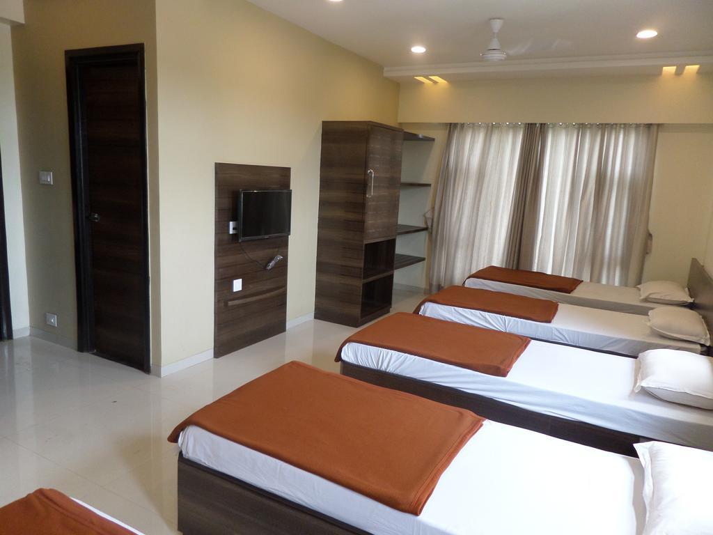 Sai Heera Residency Hotel Shirdi Ruang foto