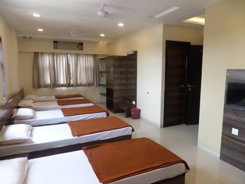Sai Heera Residency Hotel Shirdi Bagian luar foto